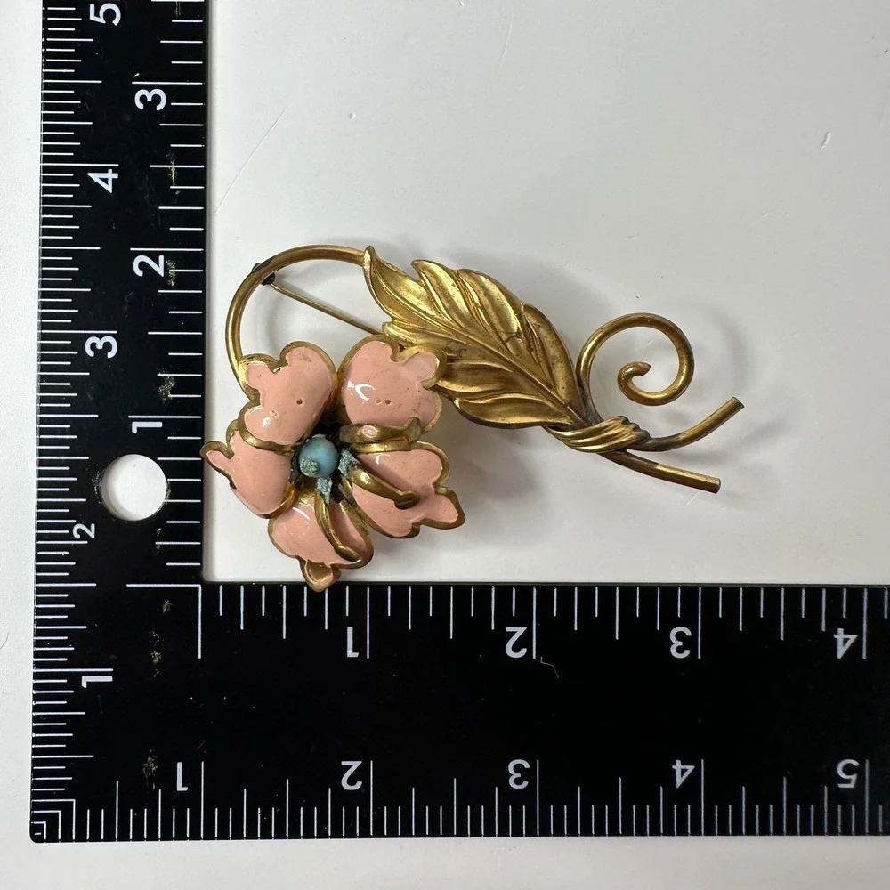 Vintage Pink Enamel Flower Brooch Gold‎ Tone Leaf Blue Bead Pin Spring Romantic